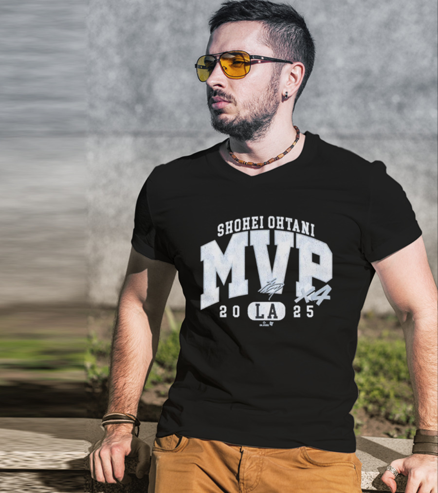 Shohei Ohtani MVP 2025 LA Signature T-Shirt