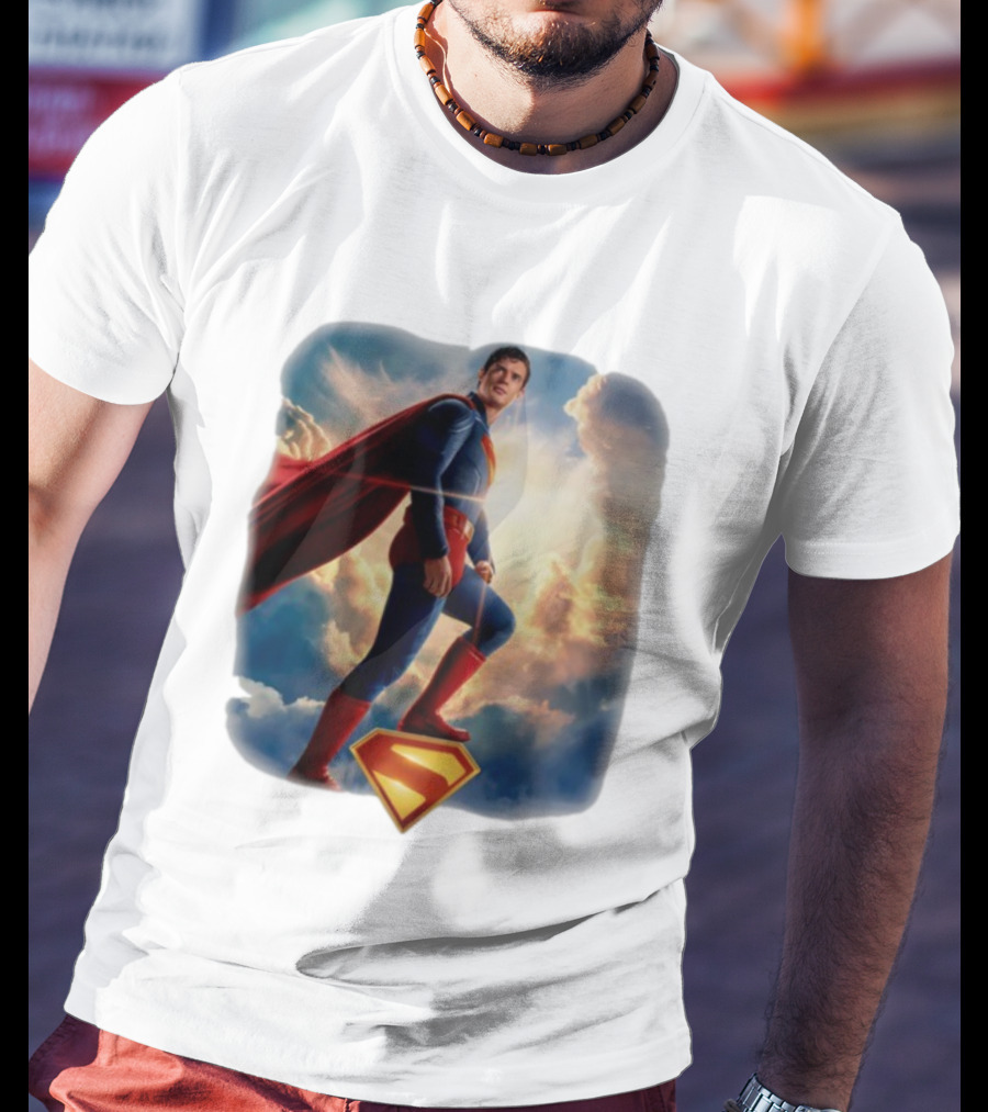 Superman 2025 Faded Standing Iconic Cape And Emblem T-Shirt