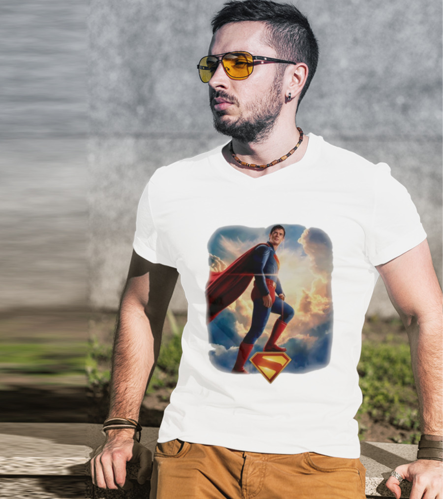 Superman 2025 Faded Standing Iconic Cape And Emblem T-Shirt
