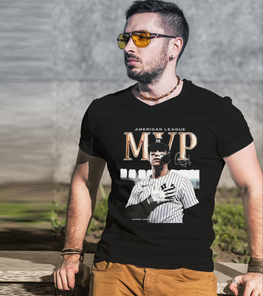 Aaron Judge MVP New York Yankees American League Signature T-Shirt