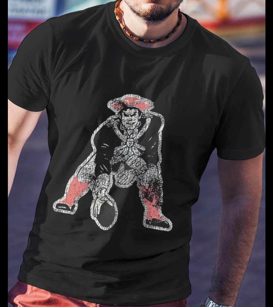 New England Patriots Vintage Pat Patriot NFL 2000s T-Shirt