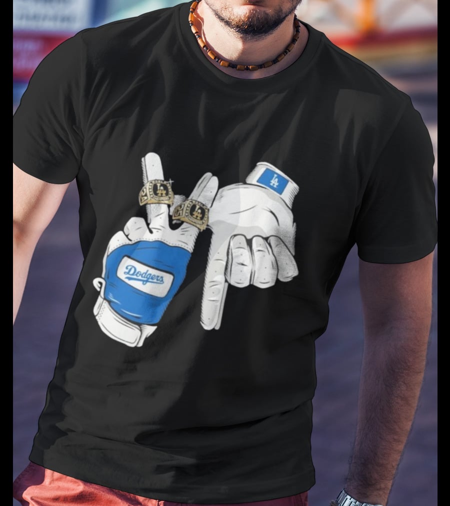 Los Angeles Dodgers Back 2 Back World Series Champions 2025 Rings LA Logo Glove Hands T-Shirt