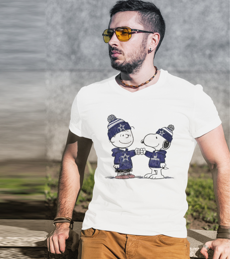 Snoopy Charlie Brown Go Cowboys Super Bowl Dallas Cowboys Fan Apparel T-Shirt
