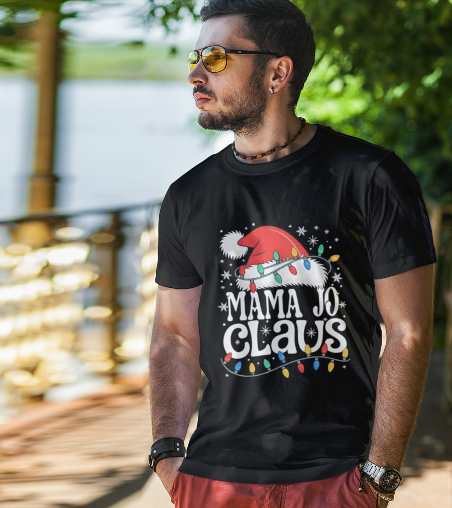 Mama Jo Claus Christmas Hat With Holiday Lights T-Shirt