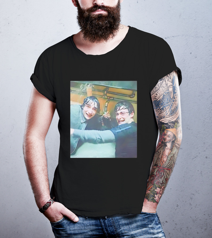 Mr Whatsit Will And Mike Stranger Things Photo Funny Wet Sink Scene T-Shirt