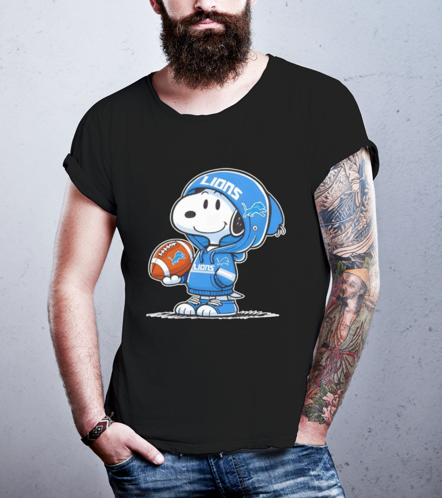 Detroit Lions Snoopy Football Fan Gear T-Shirt