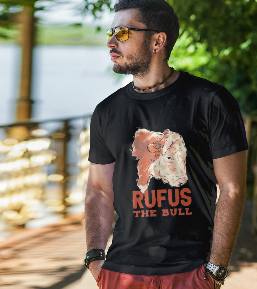 Rufus The Bull Cow Retro Style Rustic T-Shirt