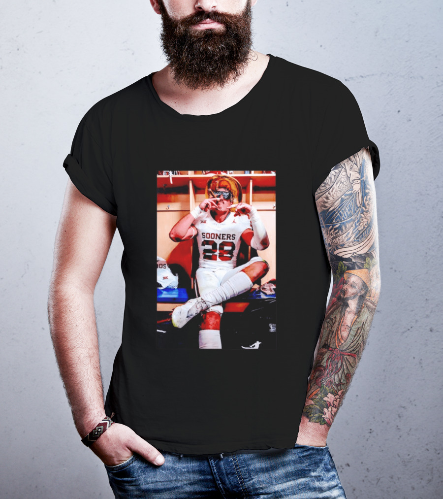 Sooners Football Danny Stutsman Cigar Celebration Locker Room 28 T-Shirt