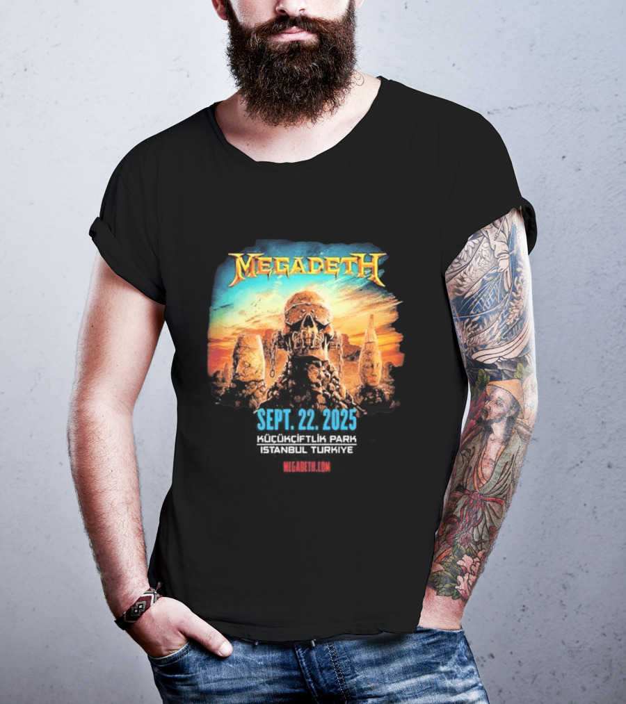 Megadeth September 22 2025 Küçükçiftlik Park Istanbul Turkey Skull T-Shirt