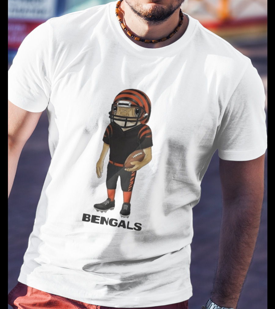 Bad Bunny Cincinnati Bengals Concho Helmet Football Player With Bengals T-Shirt