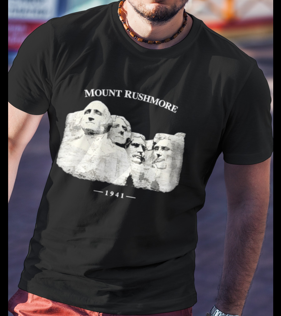 Mount Rushmore National Memorial South Dakota 1941 T-Shirt