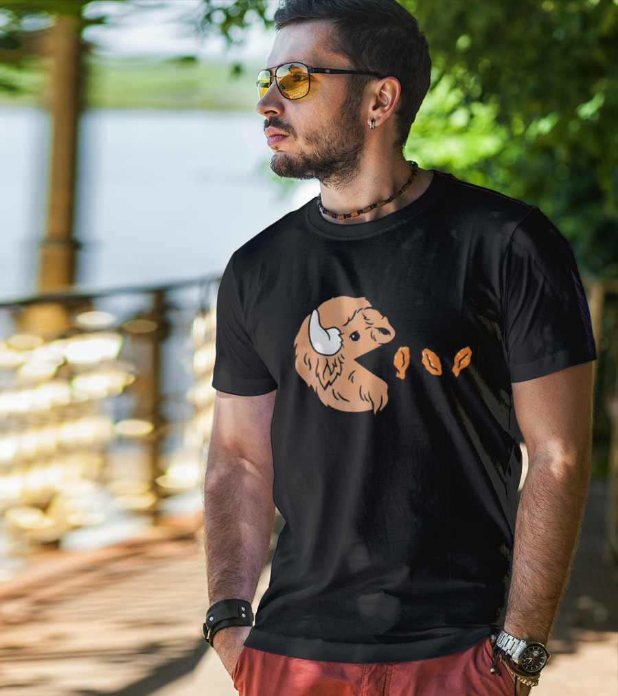 Buffalo Bills Bison Pac Man Chicken Wings Retro 80s Gaming T-Shirt