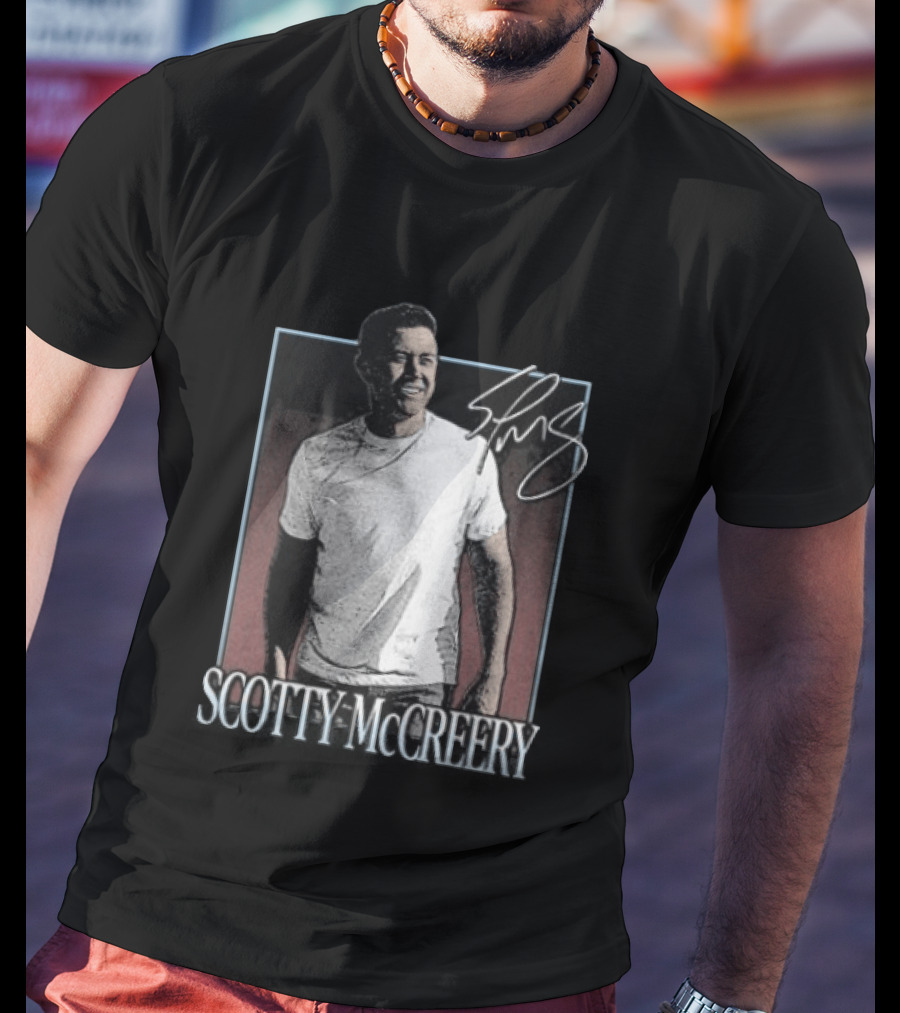 Scotty McCreery Photo Autograph Signature T-Shirt