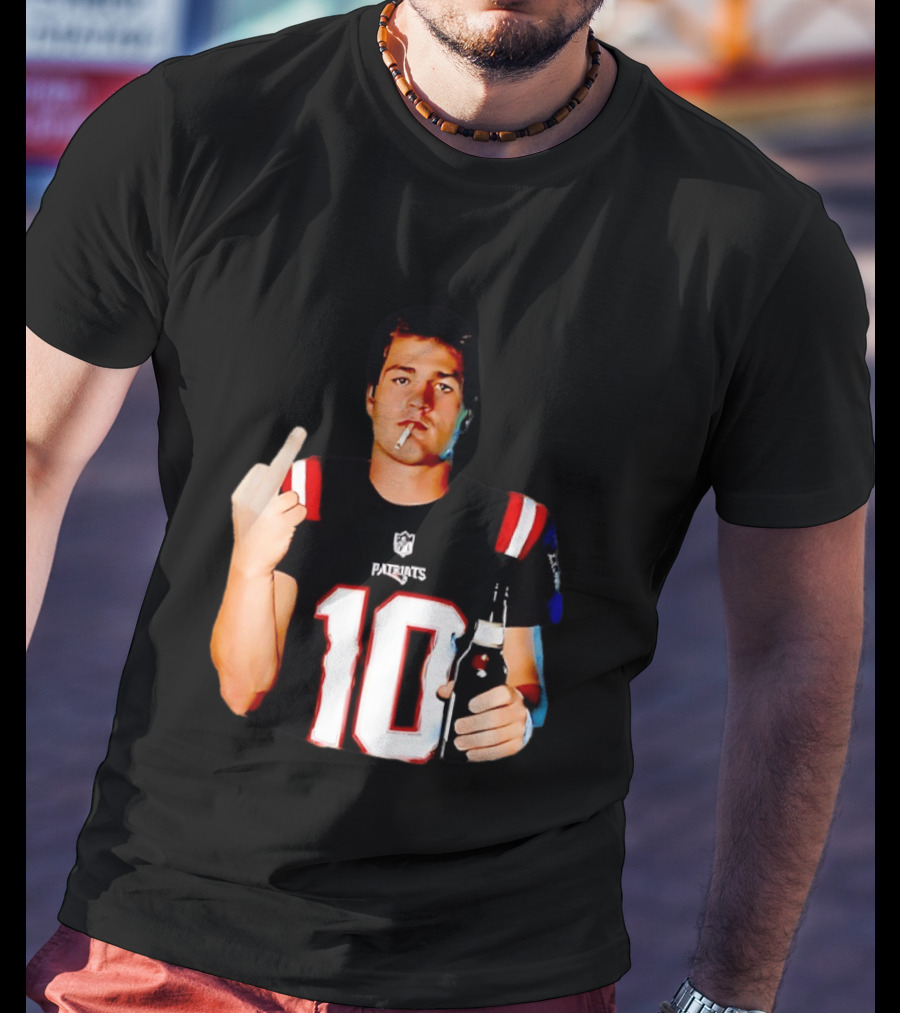Drake Maye Middle Finger Smoking Holding Beer Can New England Patriots 10 T-Shirt