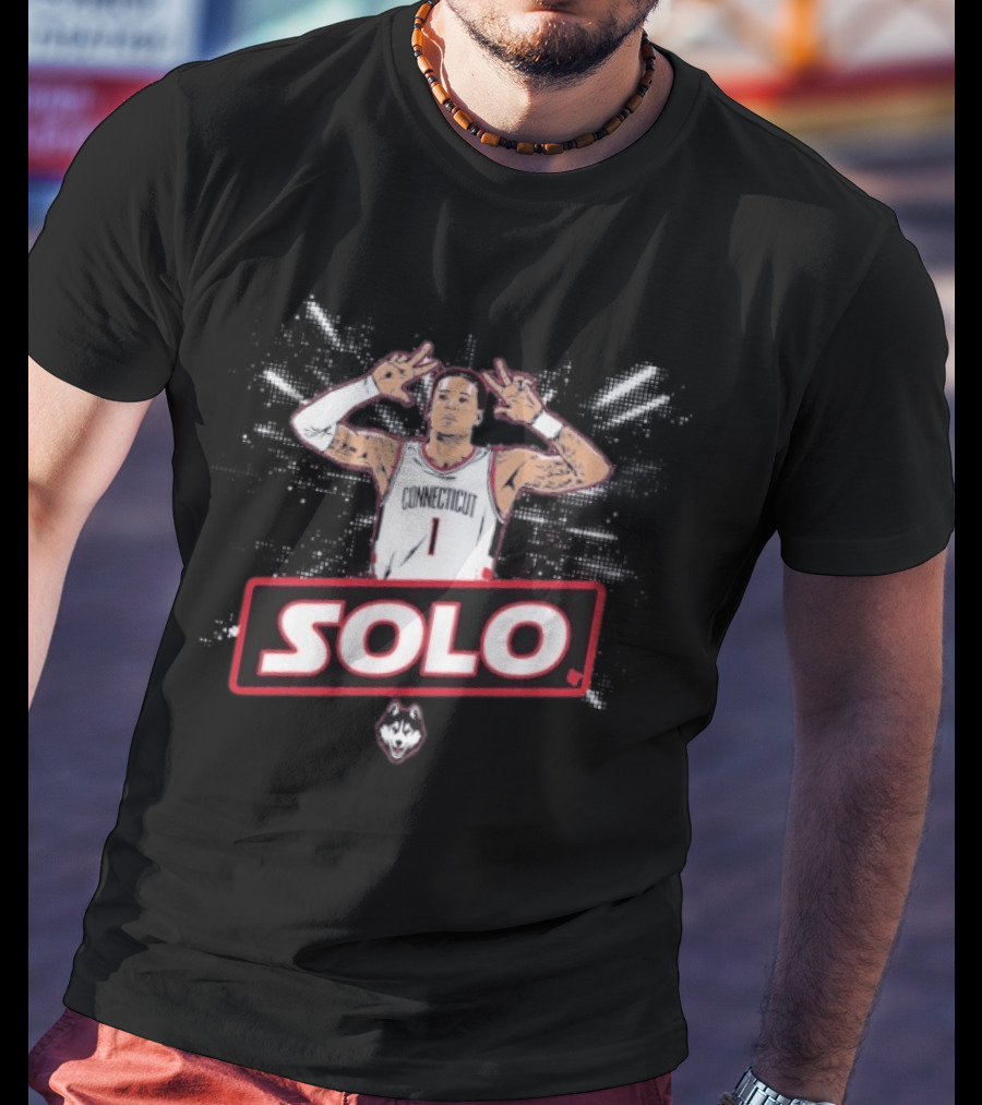 Connecticut Huskies Solo Basketball Player Pose T-Shirt
