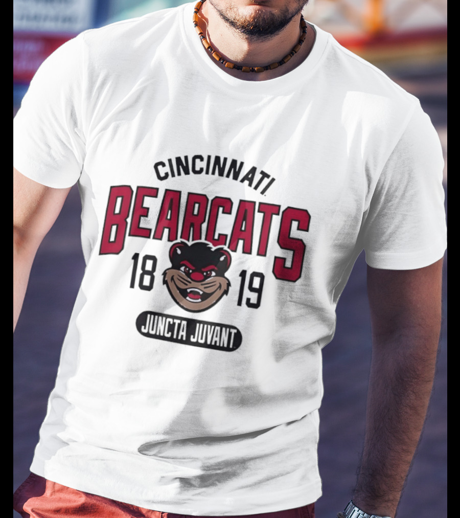 Cincinnati Bearcats Juncta Juvant 1819 T-Shirt
