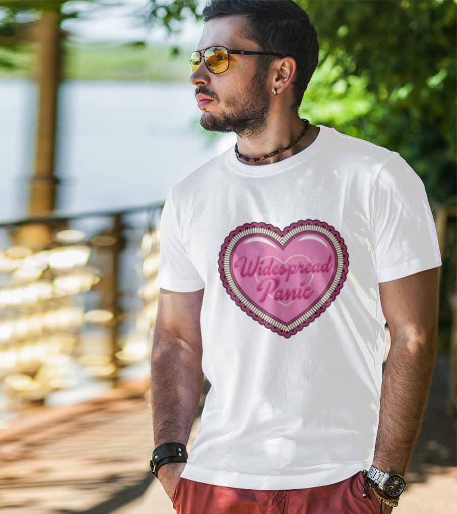 Widespread Panic Heart Pink Love T-Shirt