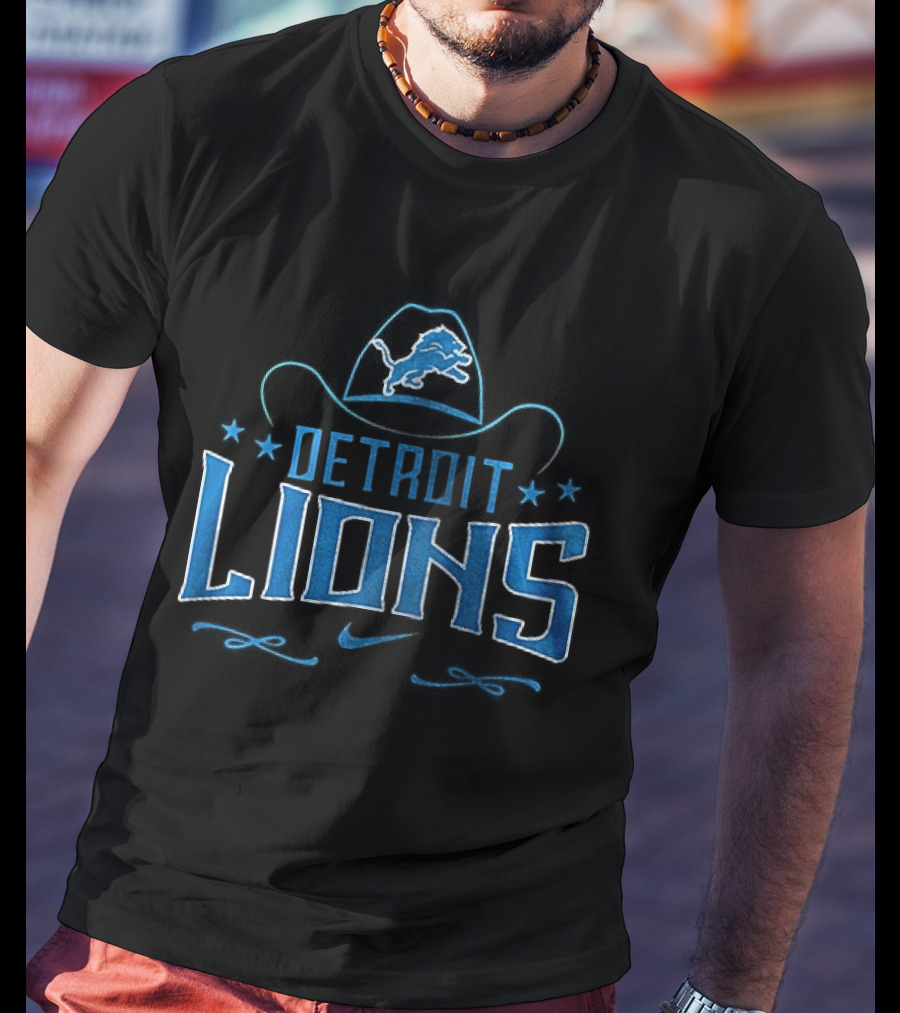 Detroit Lions Never Underestimate Who Is A George Strait Fan T-Shirt