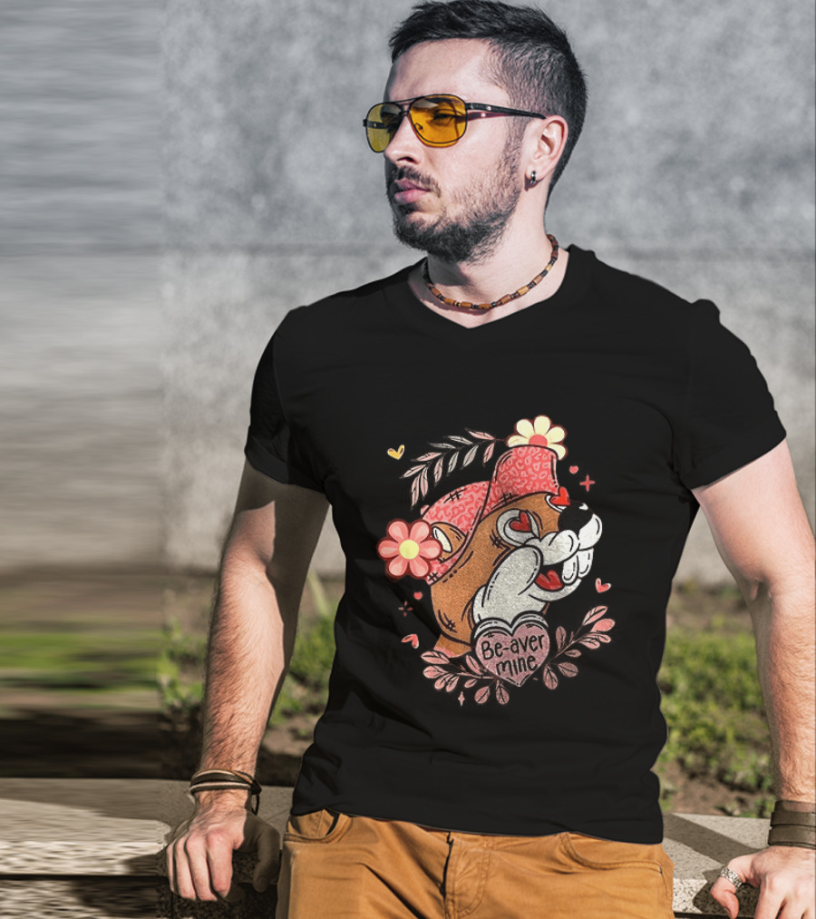 Buc Ee's Be Mine Valentine's Day Buc Ee's Love And Beaver Mine T-Shirt