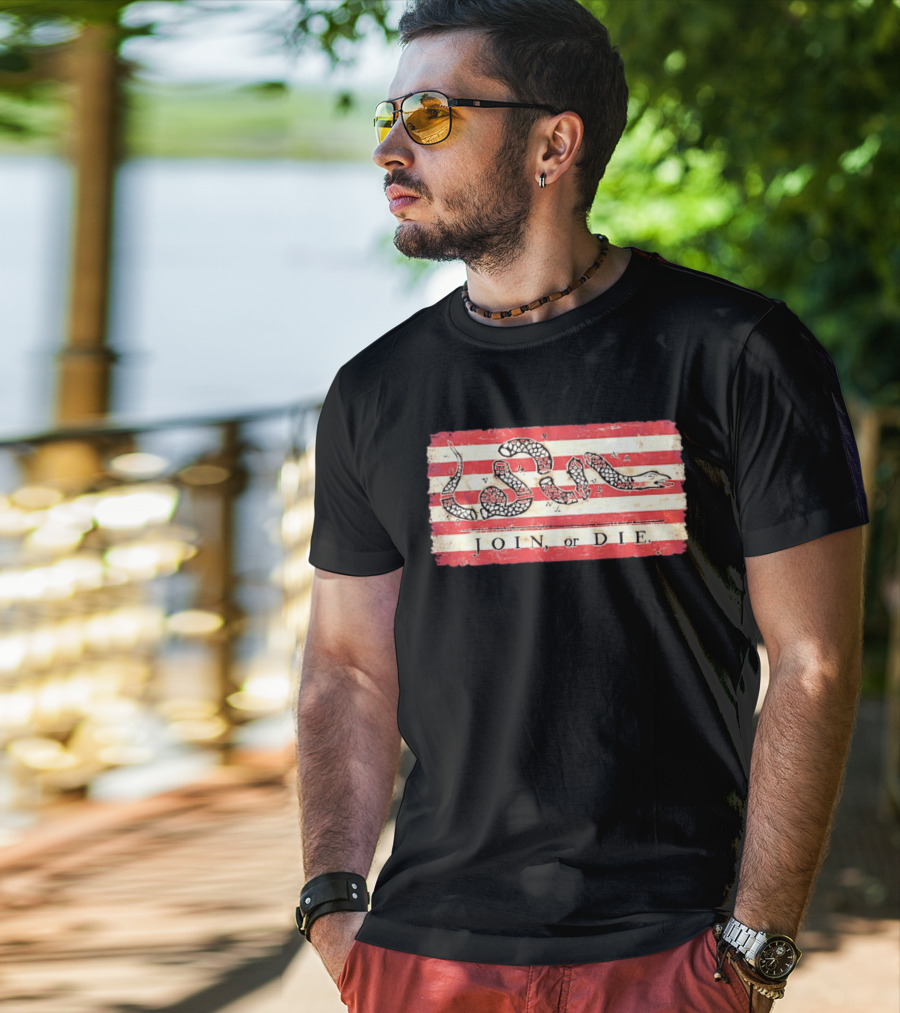 Join Or Die Snake Flag Benjamin Franklin Historical T-Shirt