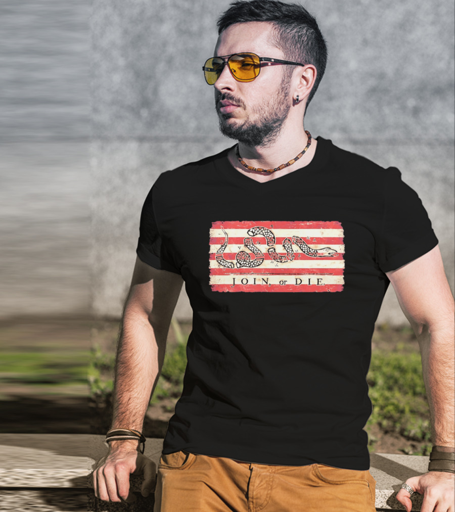 Join Or Die Snake Flag Benjamin Franklin Historical T-Shirt