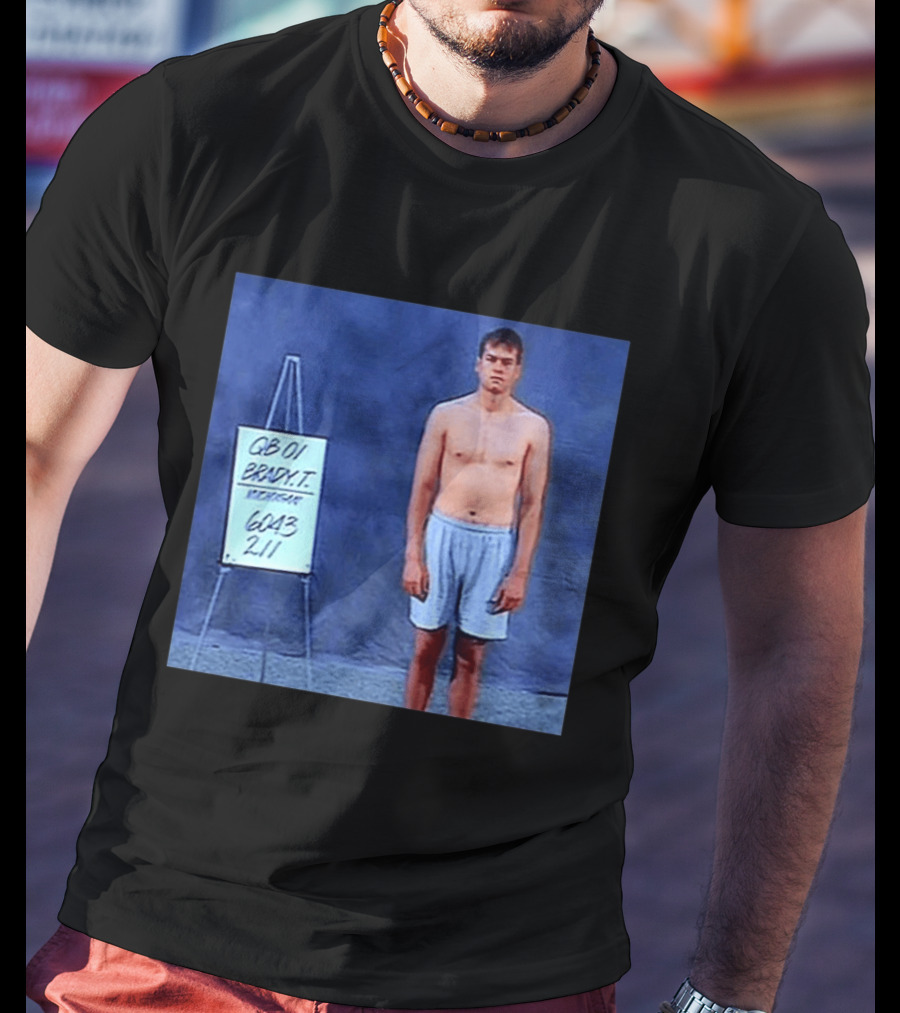 QB 01 Brady Combine Photo 6'04'' 211 T-Shirt