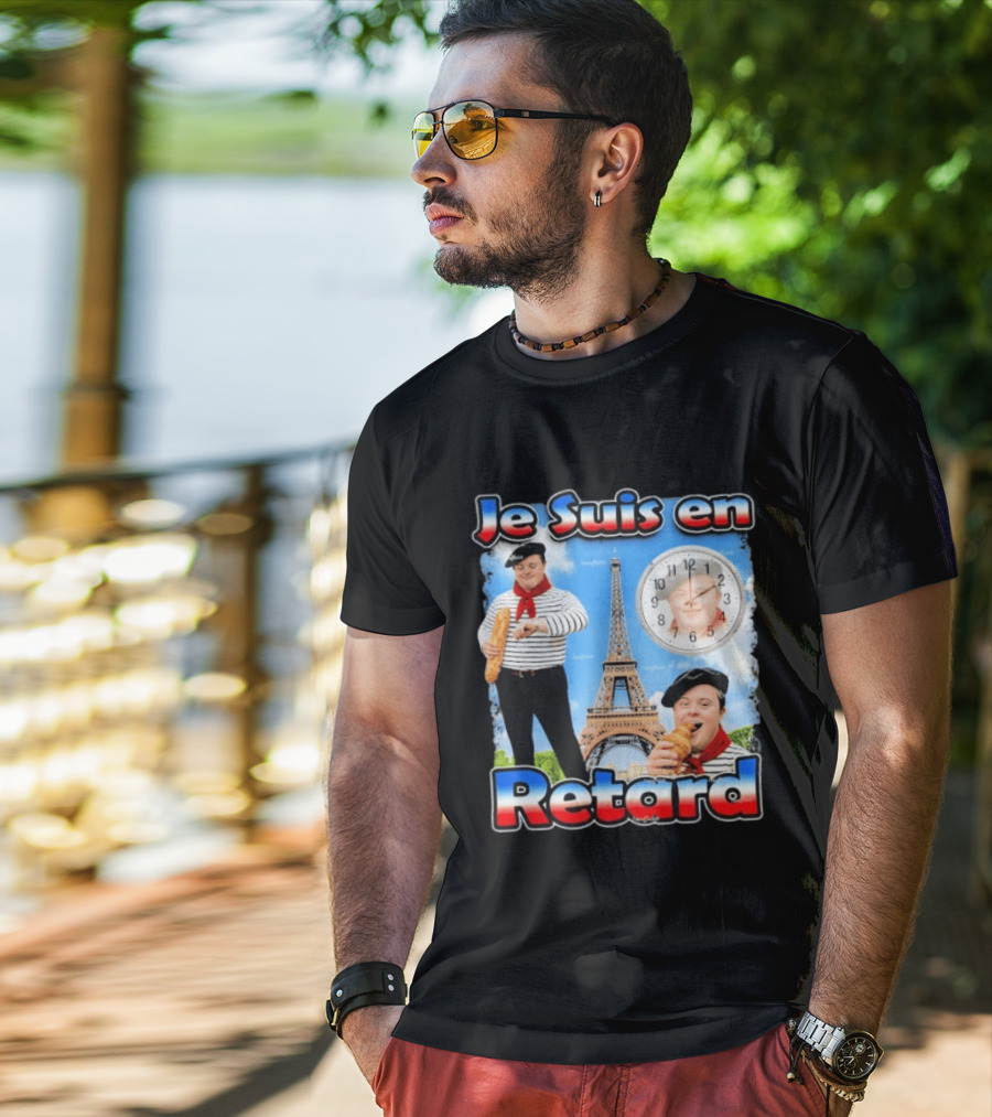 Je Suis En Retard Paris Eiffel Tower Baguette Striped Outfit Motif T-Shirt