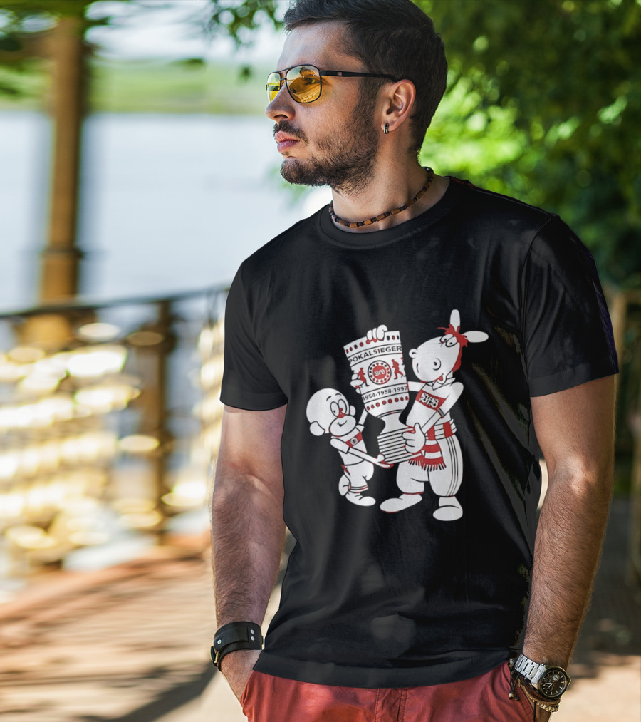 VfB Pokal Affle Und Pferdle Cartoon Celebrating Trophy T-Shirt