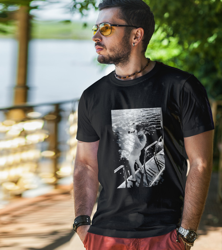 Yungblud Naked And Jumping Into Water Scene T-Shirt