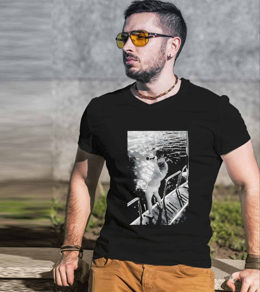 Yungblud Naked And Jumping Into Water Scene T-Shirt