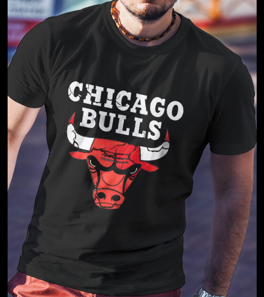 Chicago Bulls Red Bull Head Iconic NBA Team T-Shirt