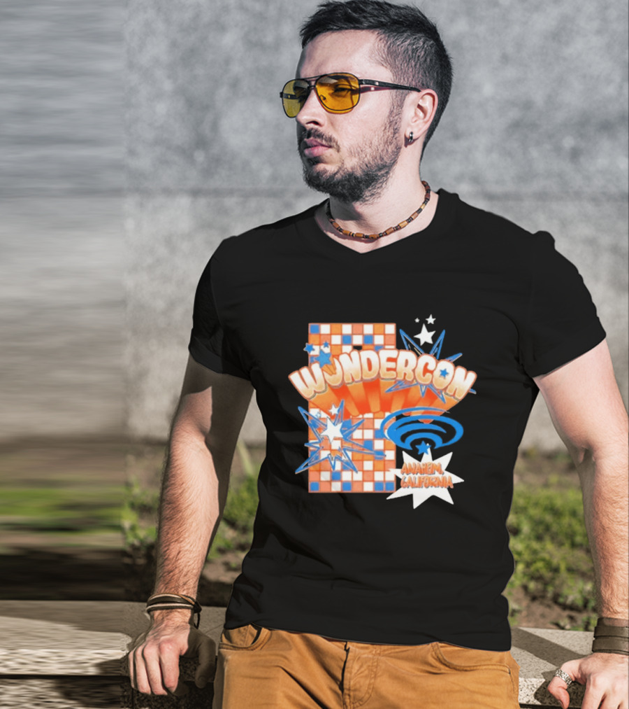 WonderCon Anaheim California 2026 Starburst Checkered T-Shirt
