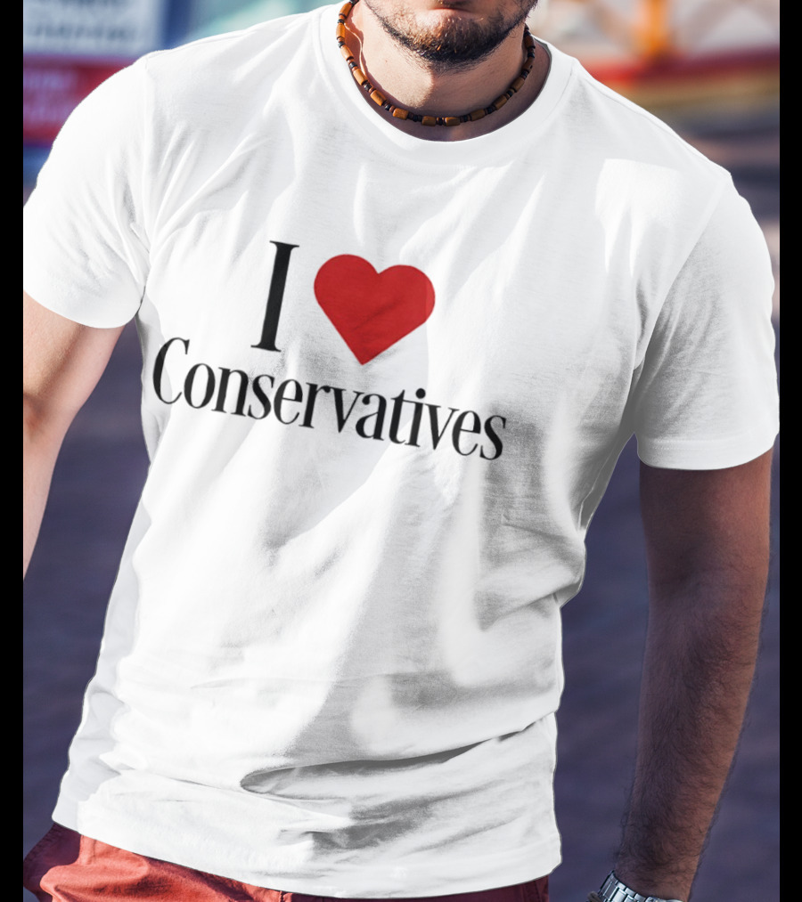 I Heart Conservatives Patriotic Pride T-Shirt