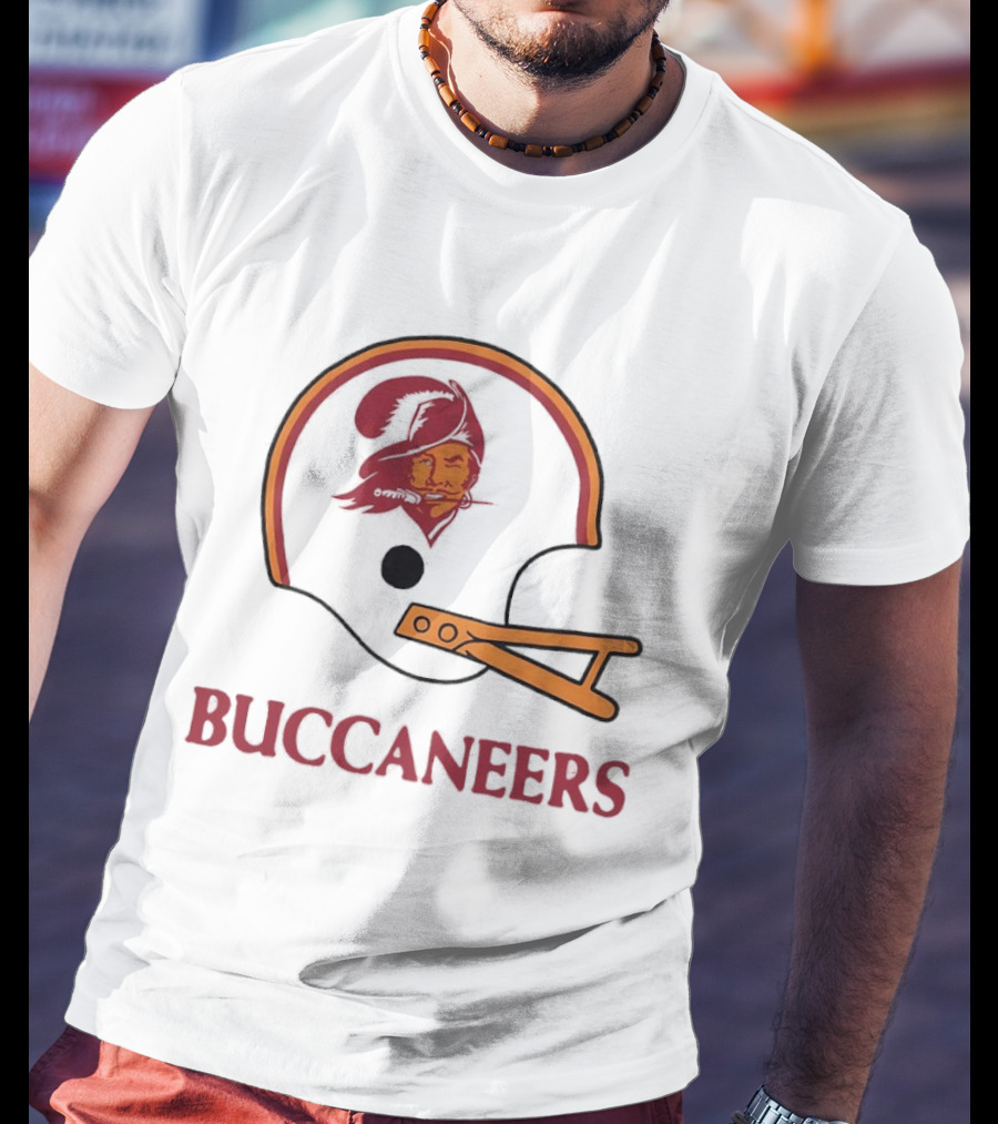 Tampa Bay Buccaneers Helmet Retro Style Buccaneer T-Shirt