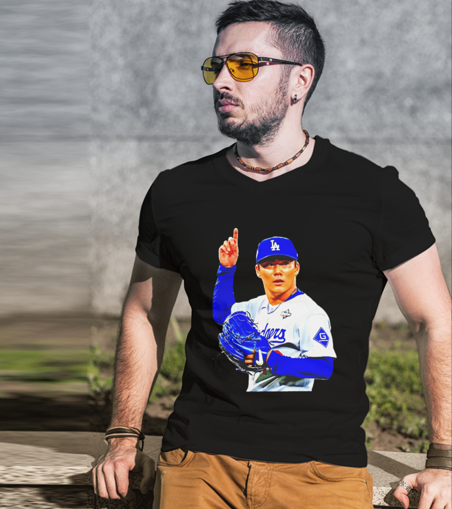 Yoshinobu Yamamoto '26 Los Angeles Dodgers Player Blue Glove T-Shirt