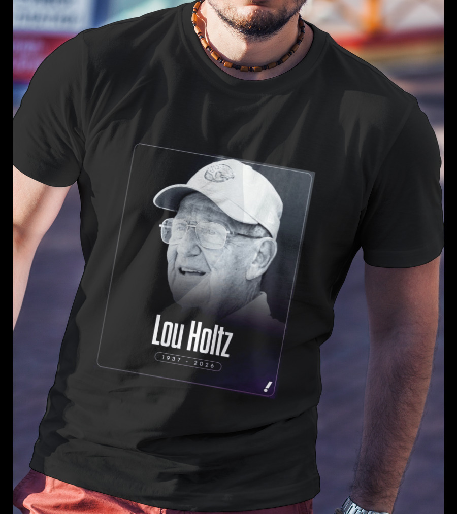 Lou Holtz 1937 2026 Notre Dame Icon Memoriam T-Shirt