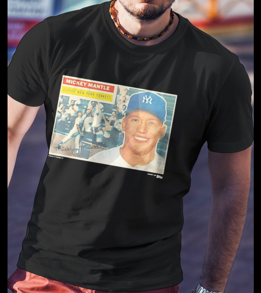 Mickey Mantle Outfield New York Yankees 1956 Topps Baseball Card T-Shirt