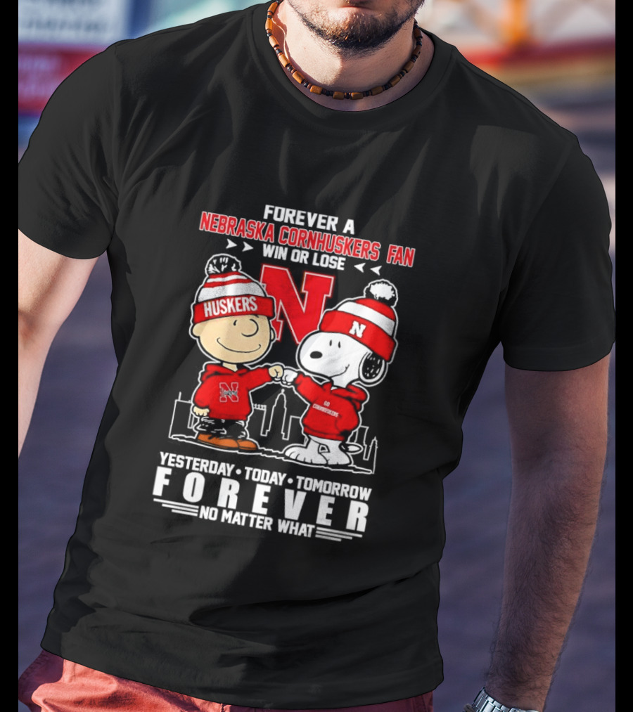 Forever A Nebraska Cornhuskers Fan Charlie Brown Snoopy Huskers Forever No Matter What T-Shirt