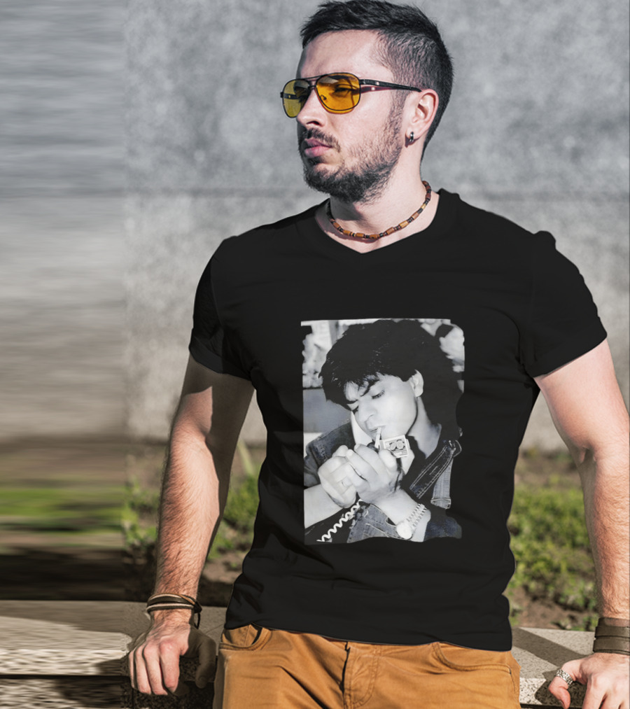 Shah Rukh Khan Iconic Smoking Bollywood T-Shirt