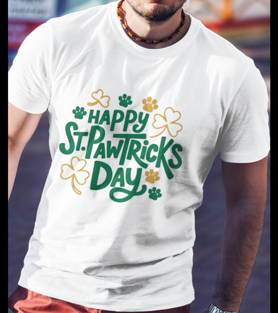 Happy St Pawtrick's Day Shamrock Dog Celebration T-Shirt