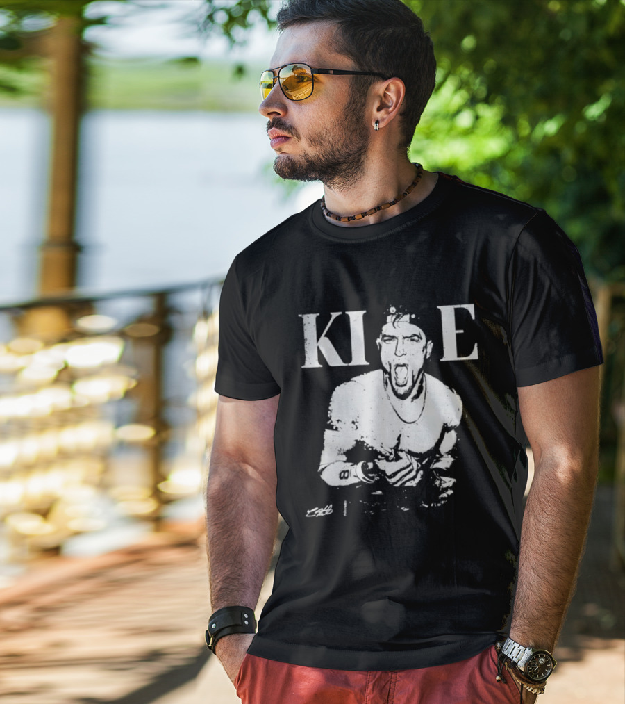 Kite Less Man Screaming With Intensity T-Shirt
