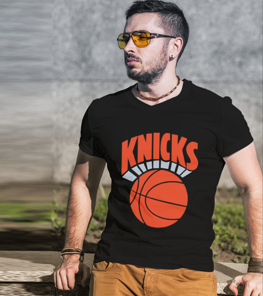 Knicks Basketball Orange Ball Classic Team T-Shirt