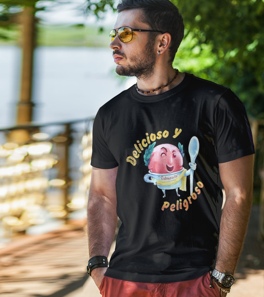 Delicioso Y Sabrosito Peligroso Helado Sonriente Dibujos Animados Cucharón T-Shirt