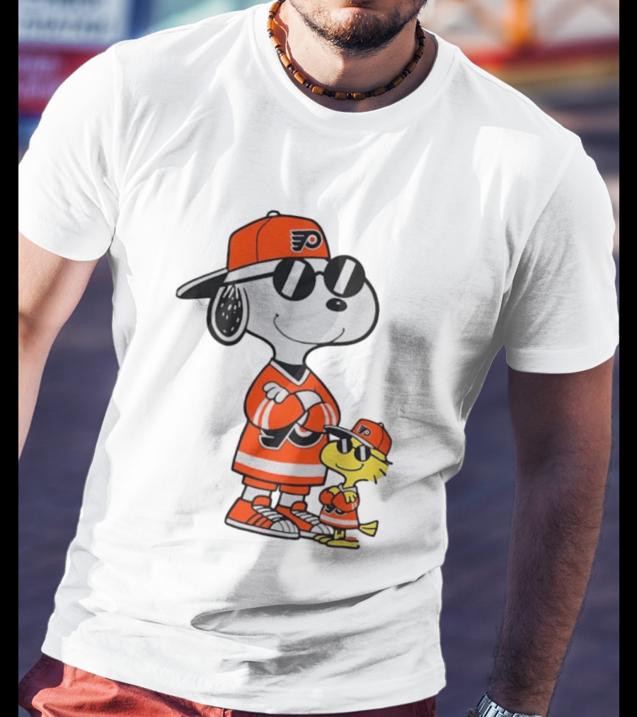Snoopy Woodstock Philadelphia Flyers NHL Hockey Sunglasses T-Shirt