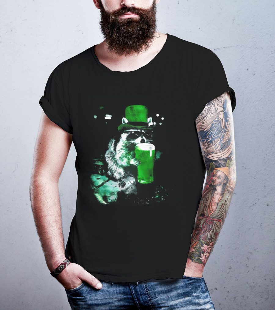 Drunk Irish Raccoon With Green Beer St Patricks Day 2026 T-Shirt