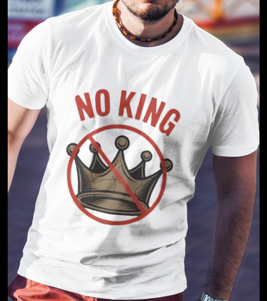No King Anti Trump Crown Protest T-Shirt