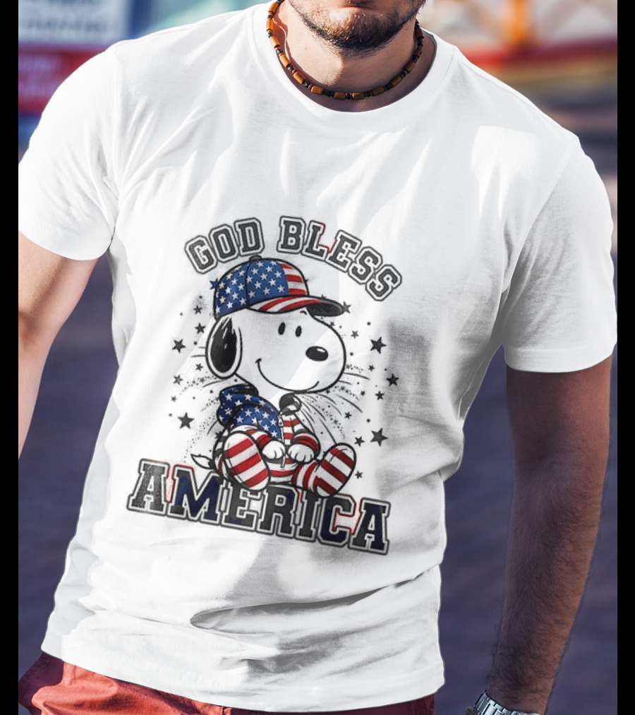 Peanuts Snoopy God Bless America Stars And Stripes T-Shirt