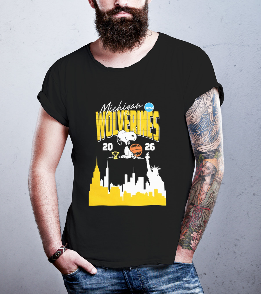 Michigan Wolverines NCAA Basketball Snoopy City Skyline 2026 T-Shirt