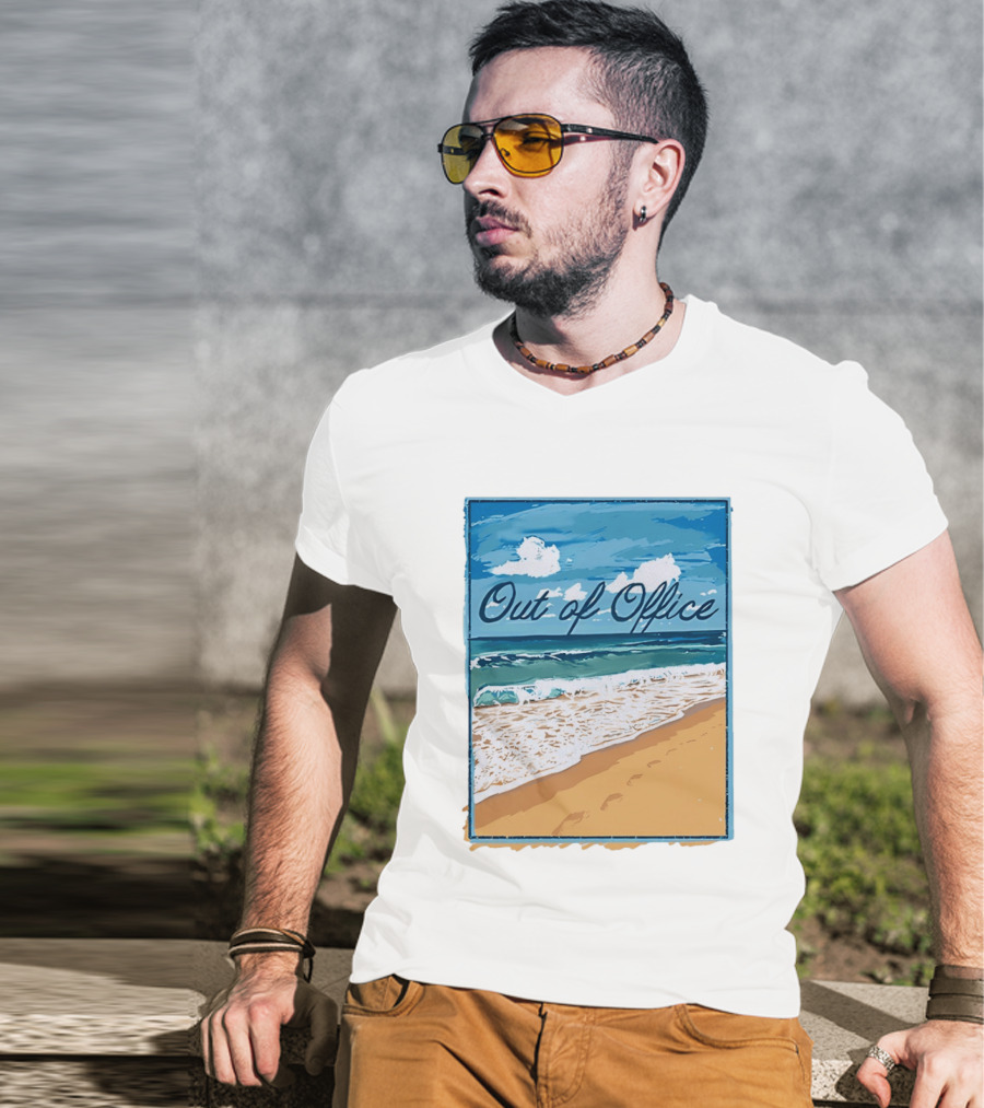 Out Of Office Beach Painting Photo 2025 Blue Sky Ocean Waves Sand T-Shirt