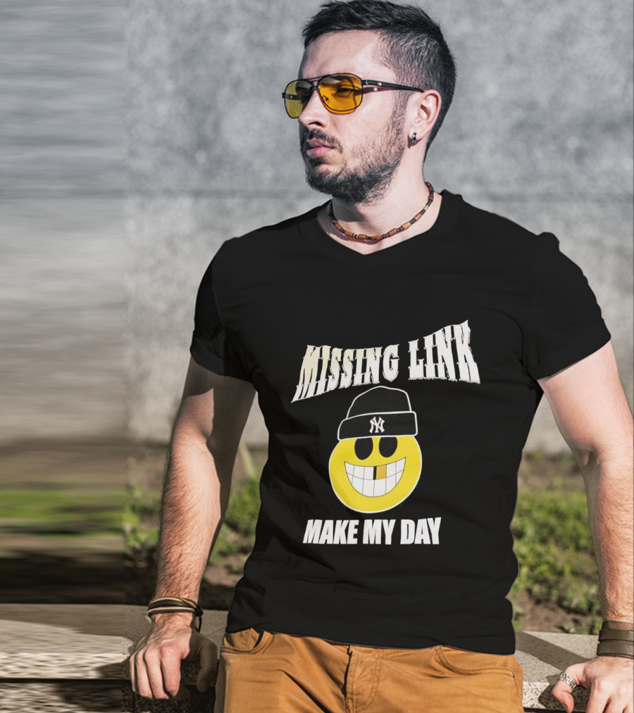 New York Yankees Missing Link Make My Day Smiley Face T-Shirt